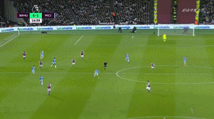 阿奇姆彭遭成都球迷种族歧视，队长王上源发文声援