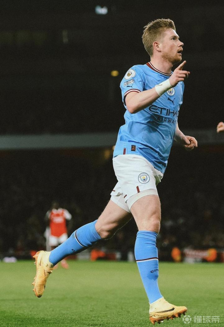 安迪·卡罗尔惊叹切赫神扑，创英格兰足球史经典瞬间